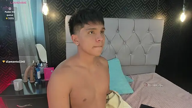 Thiago_Kozak Live XXX Chat