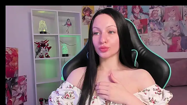 NaomiBlakes live XXX chat