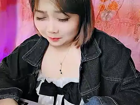 Živý XXX chat Lylu007