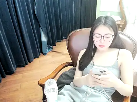 qwe78965455 网络视讯表演