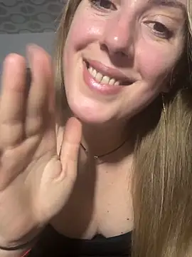 Živý XXX chat DollieRosse