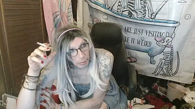 Ombeline1 webkamerás műsora