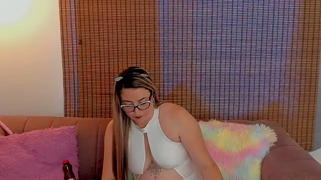 ariana_cross' Live XXX Chat