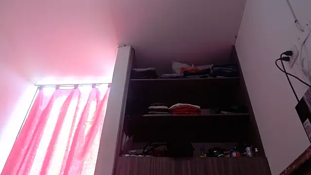 nicolle_milf1978 – Live XXX-chat