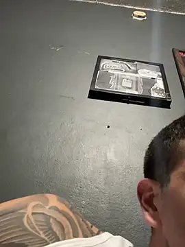 busnfatnutsLildee 现场XXX聊天