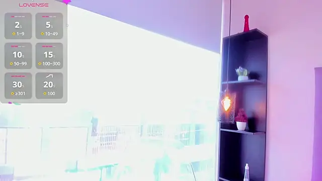 hidden_violetaのライブXXXチャット