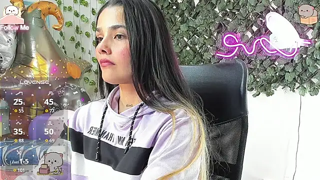 DestinyHillsのライブXXXチャット