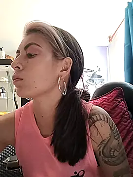 Tefannyy_'s Live XXX Chat