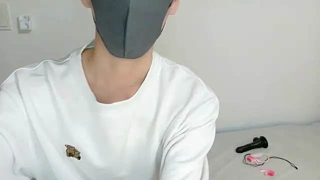 itsme_LEON Adlı Modelin Canlı XXX Sohbeti