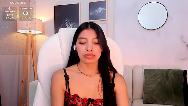 Tiffany_Low's Live XXX Chat