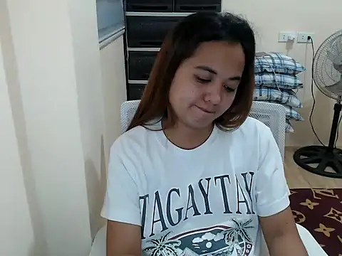 xTheLastVIRGINx Live XXX Chat