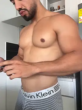 Ezzio_Scolaro Live XXX Chat