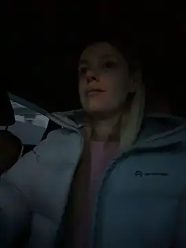 HarrietDart live XXX chat