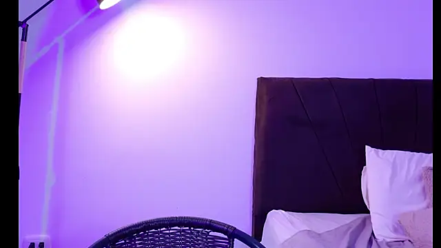 Genesis_Montenegro_OA Chat XXX in diretta