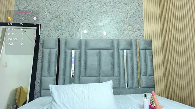 Онлайн чат XXX veronicaroose_