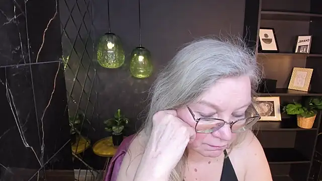 Онлайн чат XXX NataliMellow