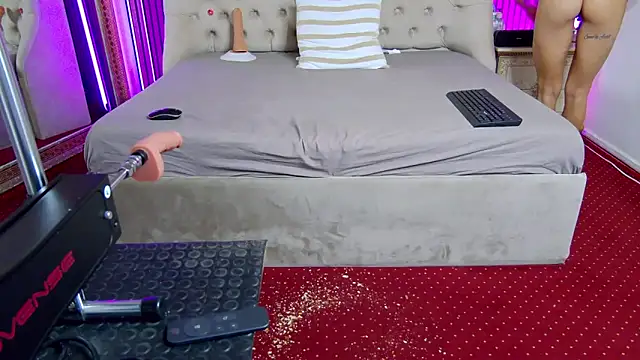 PlayfulShow Webcam show