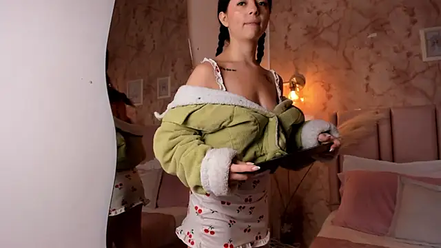 دردشة anntonella_watson الجنسية المباشرة