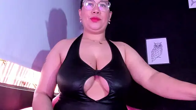 alondrabigtits' Live XXX Chat