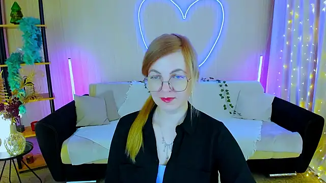 YourUniverser's Live XXX Chat