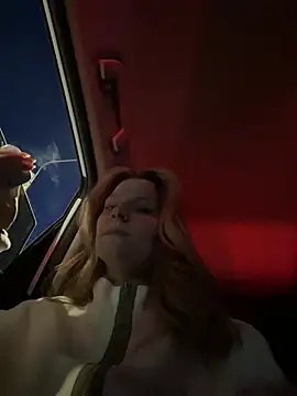 MaryHiggins' Live XXX Chat