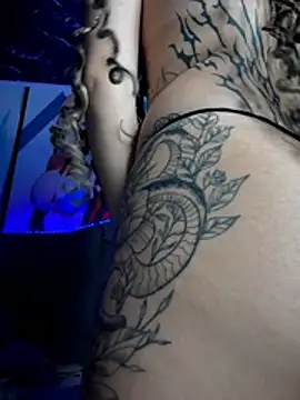 Sophie_LS Adlı Modelin Canlı XXX Sohbeti