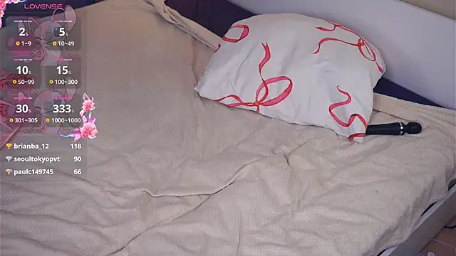 LoraDavi's Webcam Show