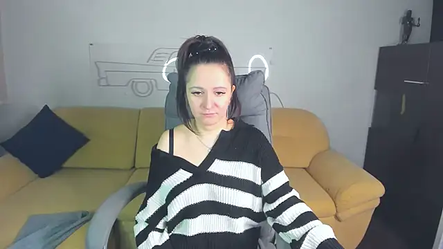 AngellLika লাইভ XXX চ্যাট