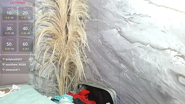 mya_blaze élő XXX-chatje