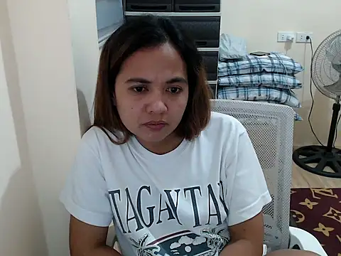 xTheLastVIRGINx's Live XXX Chat