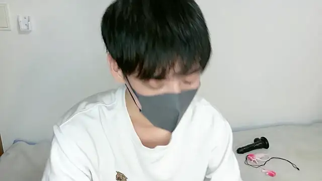 itsme_LEON Chat XXX in diretta