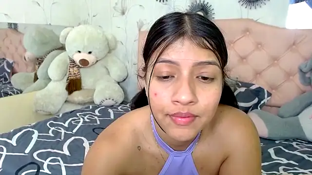 zara_cute Chat XXX live