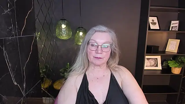 NataliMellow's Live XXX Chat