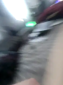 tomtom111111's Webcam Show