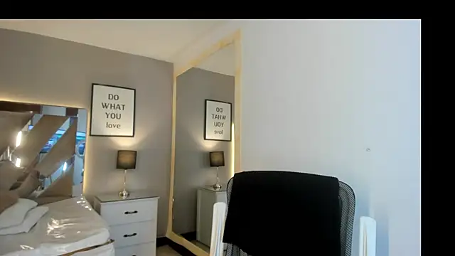 XXX chat uživo modela cellestehot