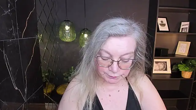 NataliMellow Chat XXX live