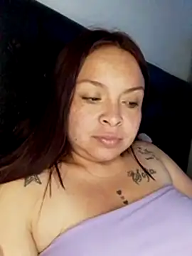 EntoncesIreneのライブXXXチャット