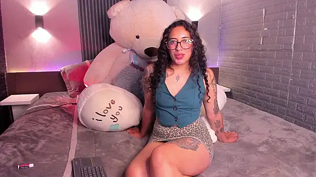 Magic_ivone Chat XXX live