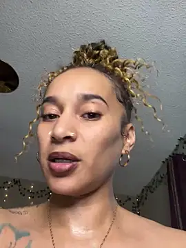 Shuggabutt Live XXX-Chat