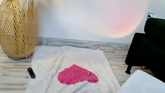 Julieta_333 Live XXX-Chat