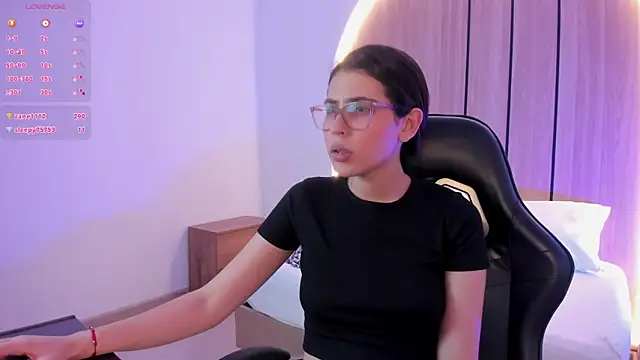 desireee_: απευθείας συνομιλία ΧΧΧ