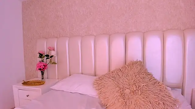 Julianiita_ élő XXX-chatje