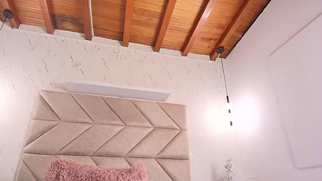 EmiilyBrownn1n Live XXX chat