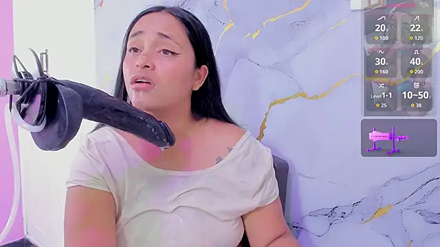 susan__bigass élő XXX-chatje