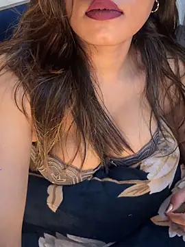 sexy-sukriti webcam show