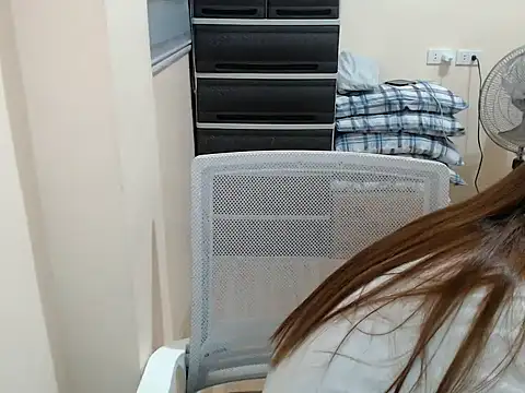 Czat XXX na żywo – xTheLastVIRGINx