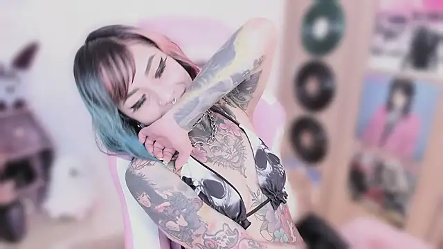 NikkiRamone Live XXX-chat