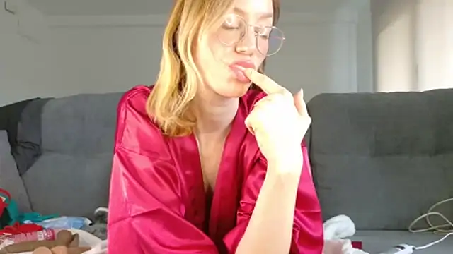 MissFrenchy Webcam Show