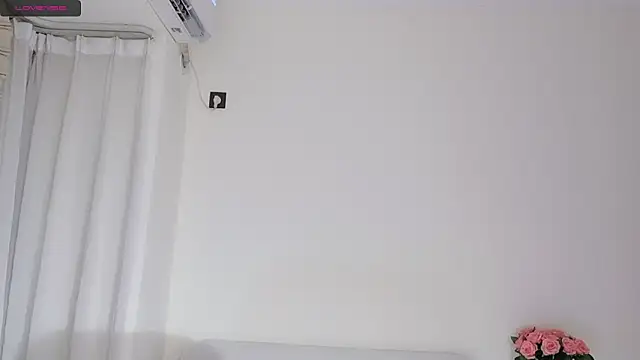 lvy-wn Live XXX chat