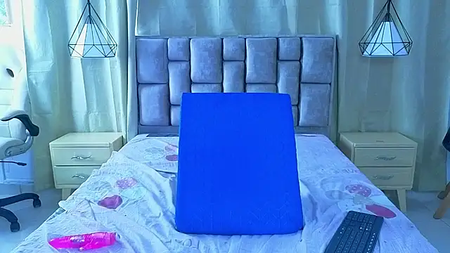 scarlettjohnson_ Live XXX Chat